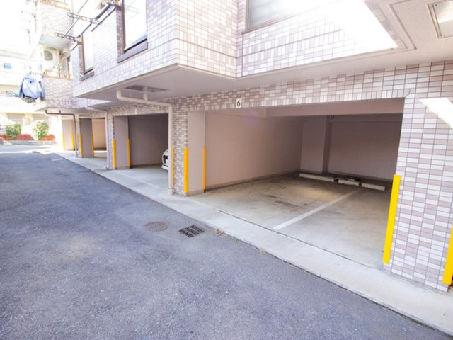 アーバンライフⅡの駐車場