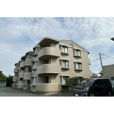 藤本エステイツ