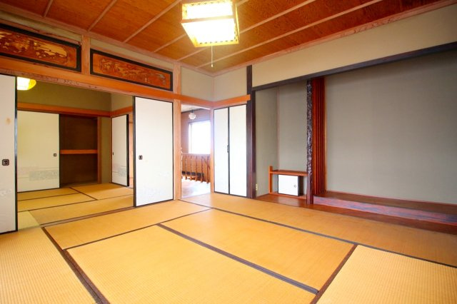 琴浦町赤碕店舗物件（住宅付）のその他|2階の和室2間の写真になります。保存状態の良いお部屋になります。