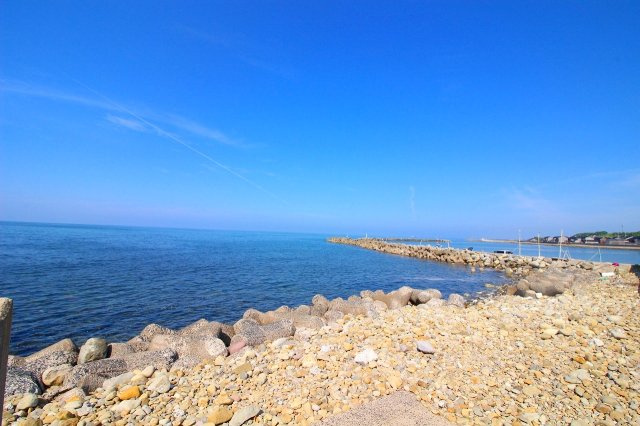 琴浦町赤碕店舗物件（住宅付）の展望|日本海まで徒歩約11分の距離になります。散歩に趣味に魅力のある立地になります。