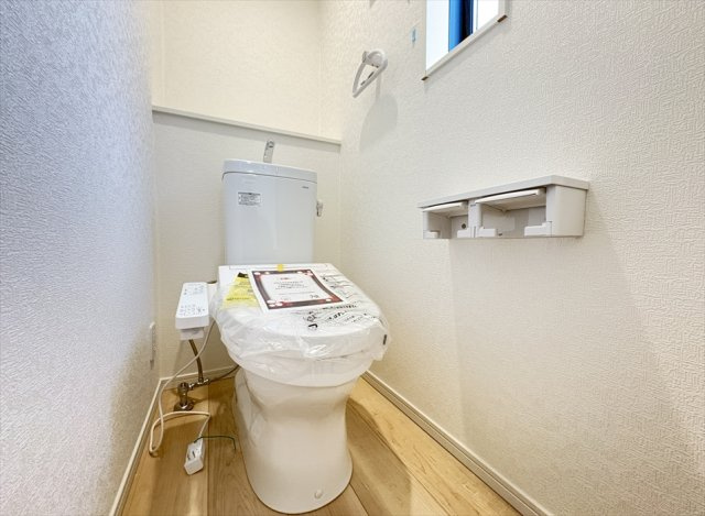 【トイレ】 | 新座市畑中2丁目　新築一戸建住宅　全3棟　(丸井志木店) | 室内（2025年11月）撮影