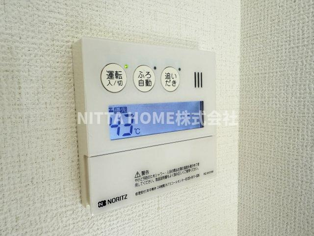 メゾン・ストークの浴室|給湯器リモコンです＊