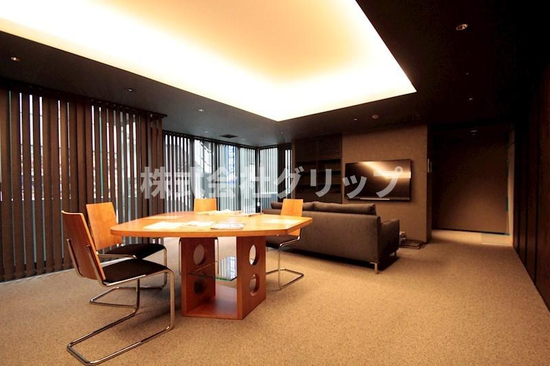 ザ・パークハビオ横浜関内のその他共用部分|ラウンジ