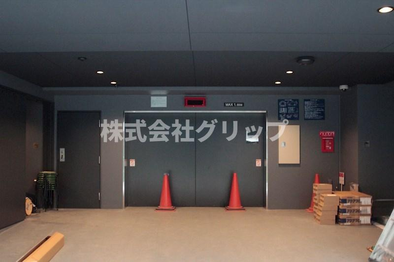 ザ・パークハビオ横浜関内の駐車場