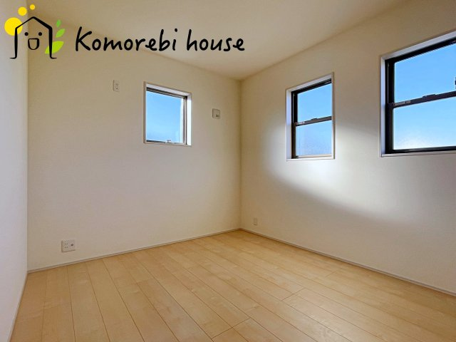 川島町上伊草　新築一戸建て　リーブルガーデン　01の洋室|スタンダードな洋室です