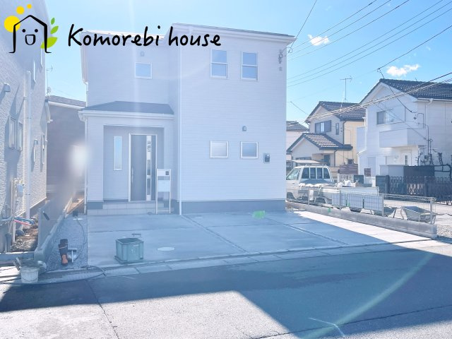 川島町上伊草　新築一戸建て　リーブルガーデン　01の駐車場|車をお持ちの方に嬉しい駐車場付きの物件です