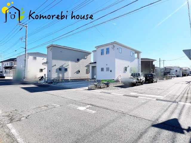 川島町上伊草　新築一戸建て　リーブルガーデン　01の前面道路含む現地写真|前面道路含む現地写真です