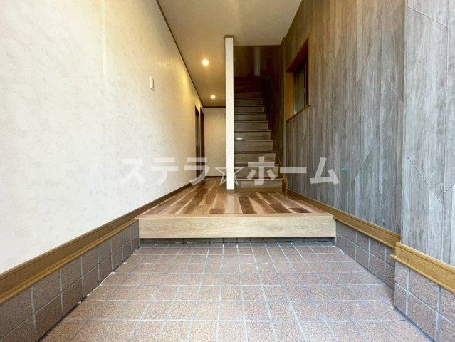 下新庄4 中古戸建の玄関|落ち着いた玄関です