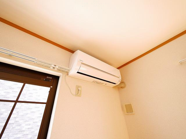 ウエストガーデン　Ｂの設備|1年を通して快適な室温を保ってくれるエアコン