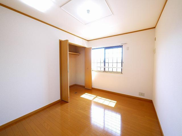 ウエストガーデン　Ｂの洋室|個人の部屋や寝室として使える洋室です