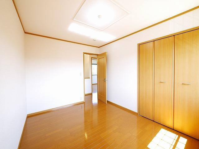 ウエストガーデン　Ｂの寝室|落ち着いて過ごせるお部屋なので、寝室にいかがでしょうか
