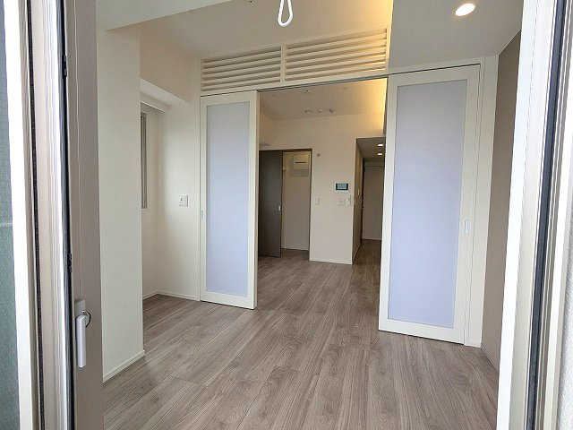BRANSIESTA上野の設備|バルコニーからの室内