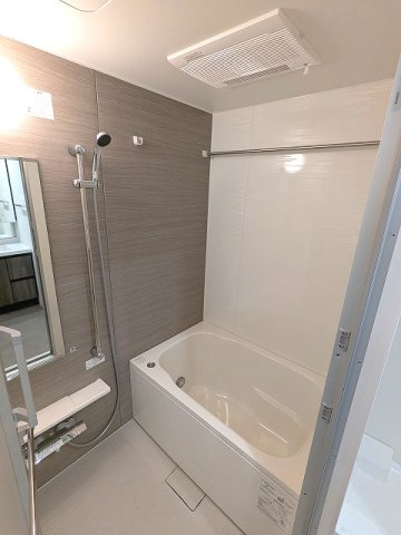 BRANSIESTA上野の浴室|追焚オートバス、浴室換気乾燥機