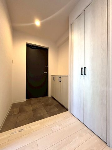 リバーサイド元町館の玄関