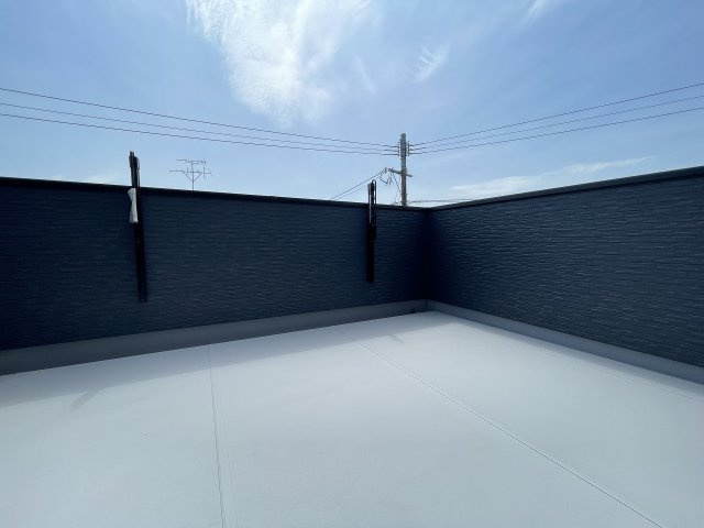 直方南小前のバルコニー