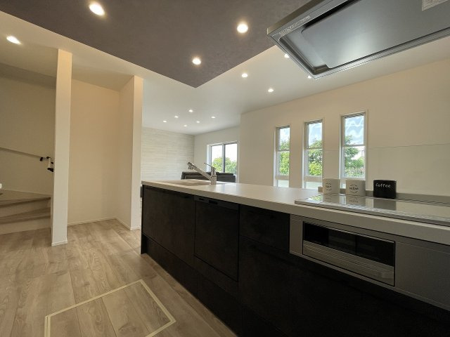 直方南小前のキッチン