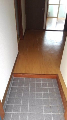 【玄関】 | エルディム若狭 | ゆったりとした玄関です