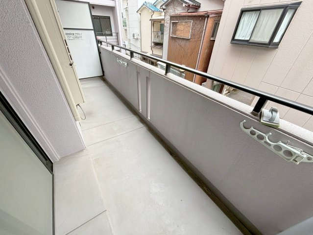 エスパシオ上新庄のバルコニー