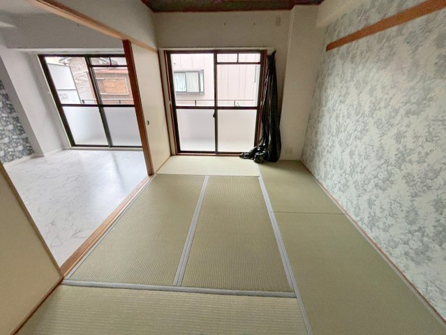 エスパシオ上新庄の和室