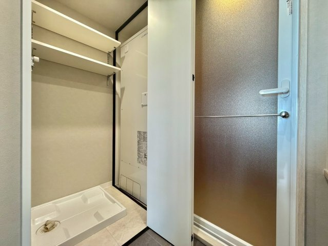 御苑ハイムの独立洗面台|洗濯機置場あり！
2025.09.12撮影

ご内見希望・資料請求などお気軽にお問い合わせ下さい！
03-5990-5201