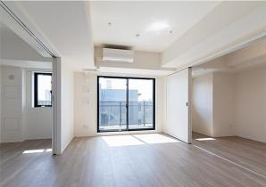 ディームス入谷Ⅱの居間・リビング