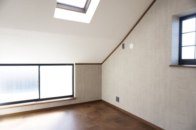 中古戸建　四條畷市南野1丁目（平成8年築）の洋室