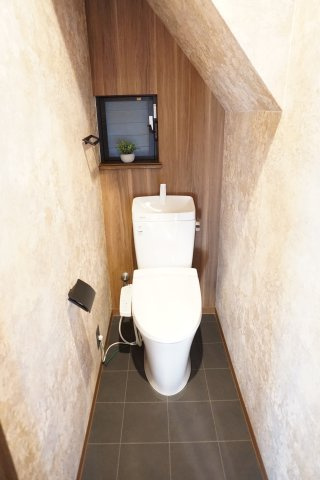 中古戸建　四條畷市南野1丁目（平成8年築）のトイレ