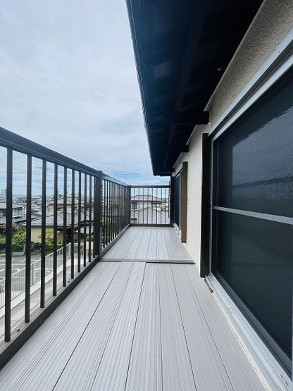 【バルコニー】 | 東区下原2丁目　戸建て