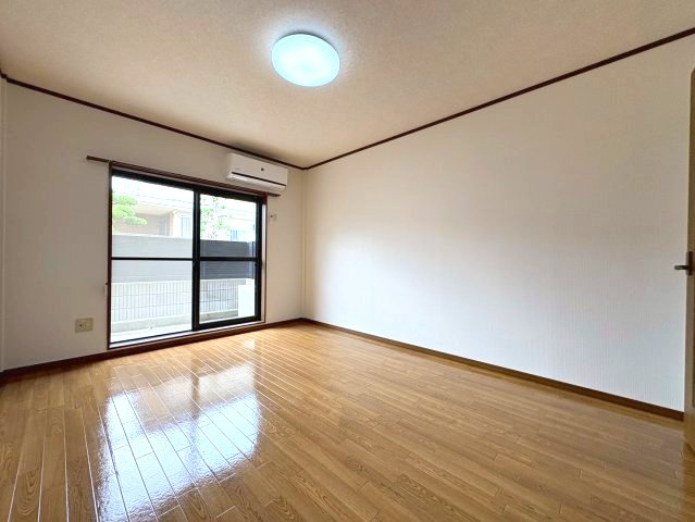 サンハイツ開の寝室
