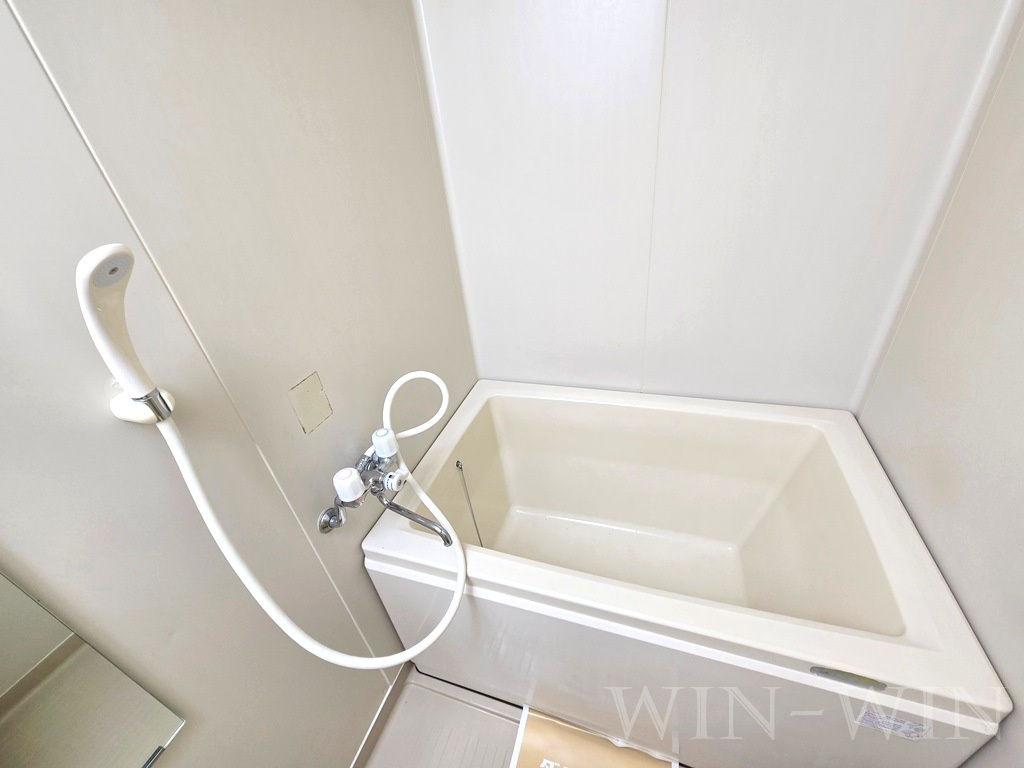 フレグランス三ツ相 C棟の浴室