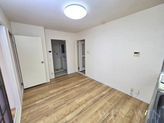 フレグランス三ツ相 C棟の寝室