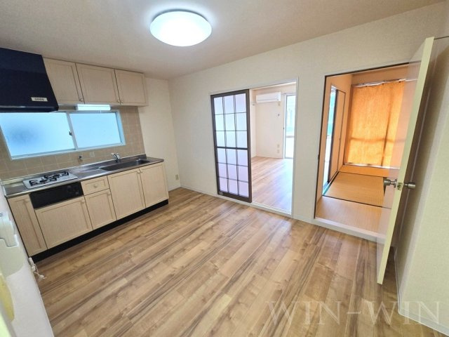 フレグランス三ツ相 C棟の居間・リビング