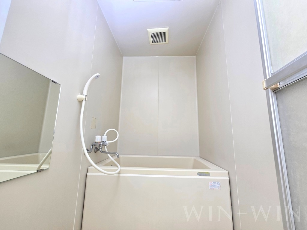 フレグランス三ツ相 C棟の浴室