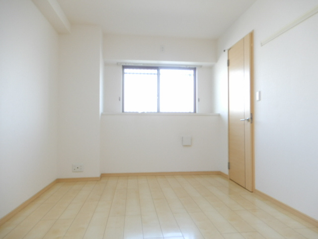 西舞子壱番館の寝室