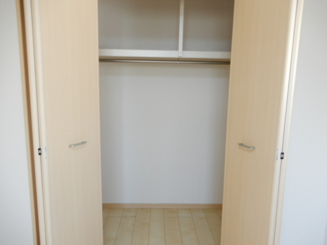 西舞子壱番館の収納