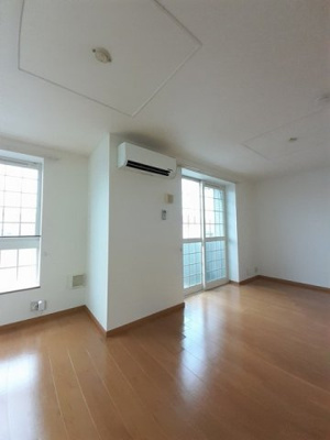 【居間・リビング】 | ロンジャルダンⅡ