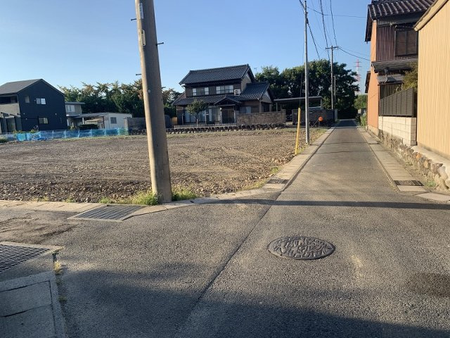 【前面道路含む現地写真】 | 各務原市川島渡町