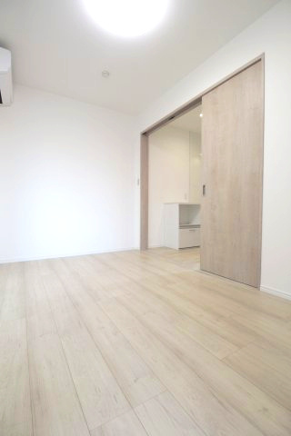 【洋室】 | AQUE24 | 使い勝手のいい洋室です