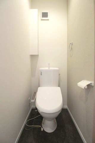 【トイレ】 | AQUE24 | シンプルで使いやすいトイレです