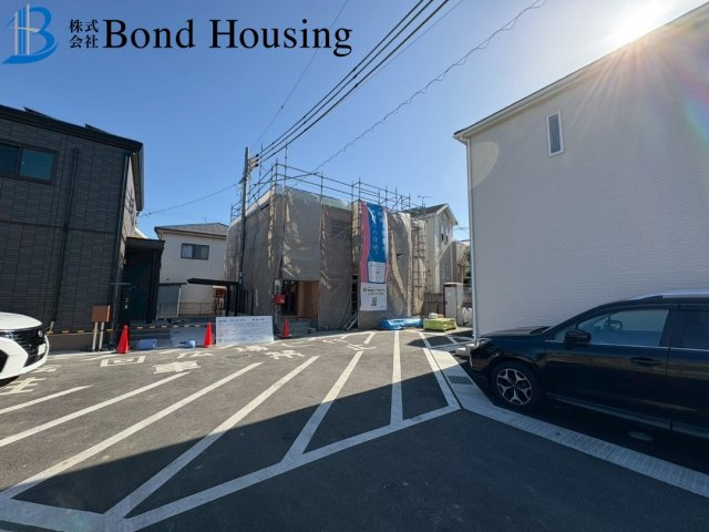 全10区画　各居室収納あり　明石市北王子町　6号棟　新築戸建の前面道路含む現地写真