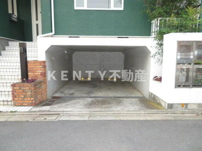 【駐車場】 | 小澤メゾネット | 駐車場です