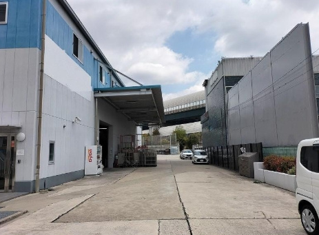 寝屋川市讃良西町　倉庫・駐車場の外観