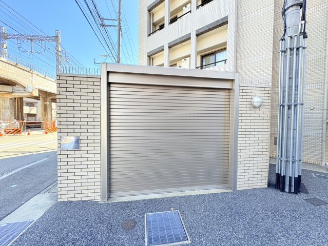 エヌヴィ御影ガーデンズの駐車場