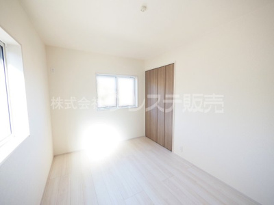 【洋室】 | 奈良市敷島町１丁目の新築一戸建 全２区画 | 現地写真（１号地２階洋室）