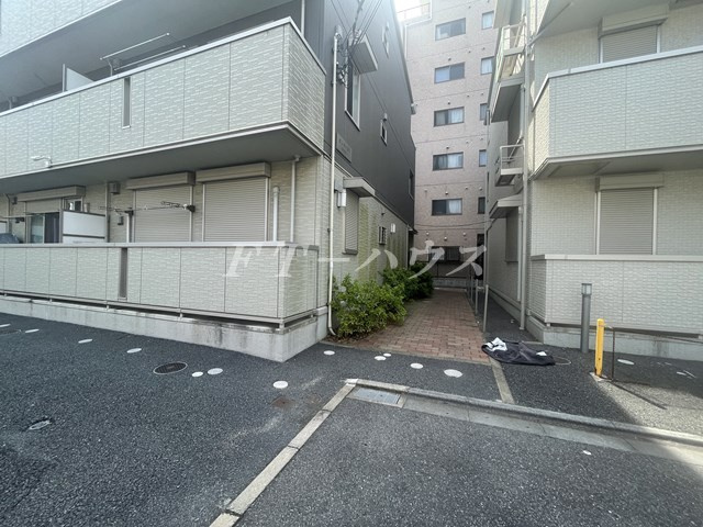 ボンヌールⅤの駐車場