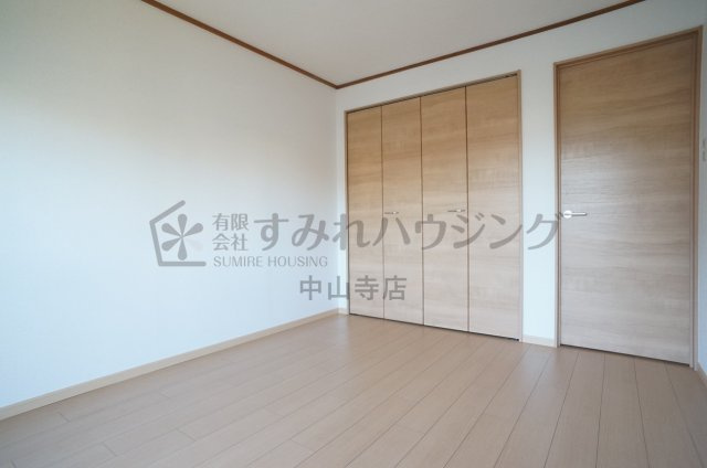 プラムフォレストの洋室