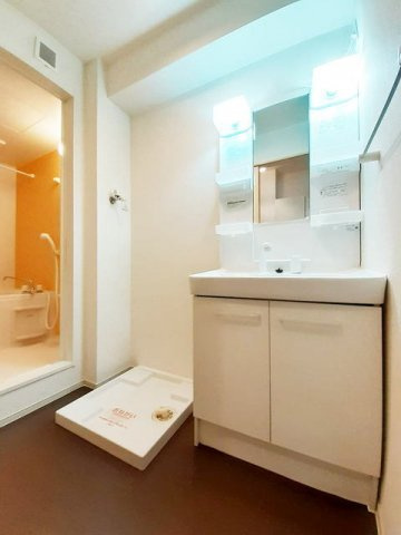 サンライズの洗面所