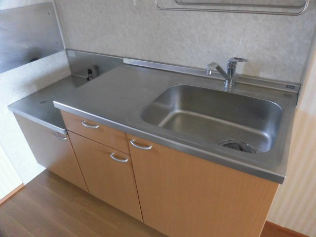 レトアコトブキEのキッチン