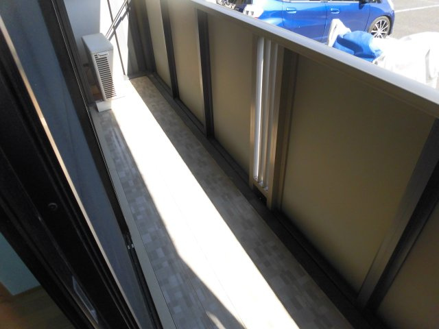 レトアコトブキEのバルコニー