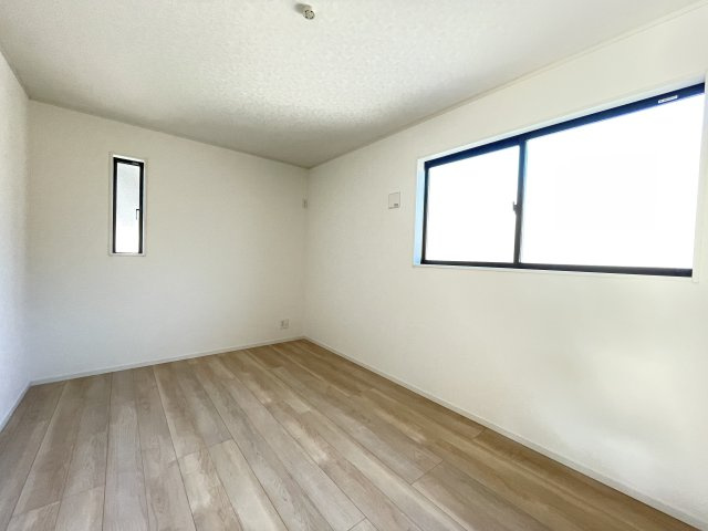 新築戸建・建売　足利市今福町第1　三重小・第一中の前面道路含む現地写真